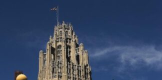 WIN: Chicago Tribune Building to Be Converted to Residential