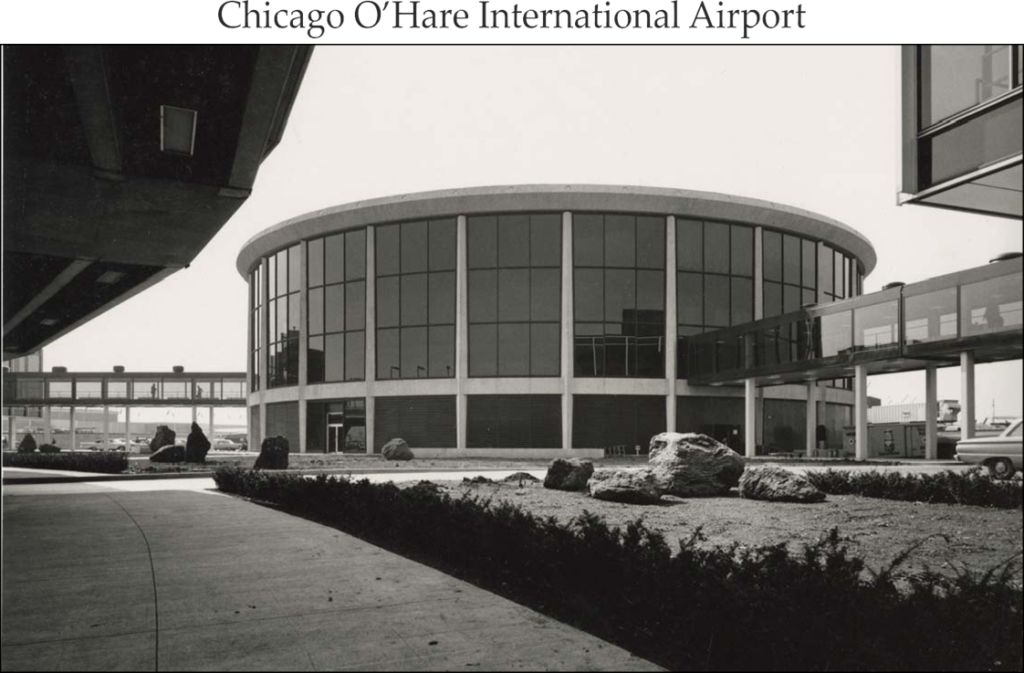 Seven Continents Building / O’Hare Rotunda Building, exterior view. Courtesy Gertrude Lempp Kerbis Archive, Ryerson and Burnham Archives, The Art Institute of Chicago
