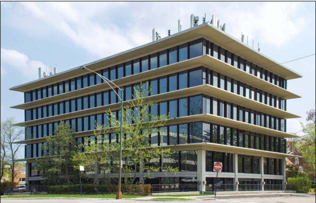 Peterson Avenue Midcentury Modern District, Peterson Corporate Center, 3525 W. Peterson Ave. Photo Credit: Max Chavez / Preservation Chicago