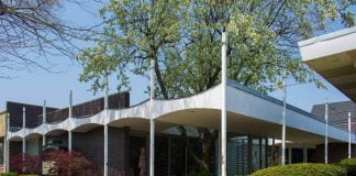 Open House Chicago 2022 and Preservation Chicago present In Defense of Peterson’s Midcentury Modern District October 20, 2022