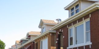 WBEZ: What’s That Building? Chicago Icons: Bungalows