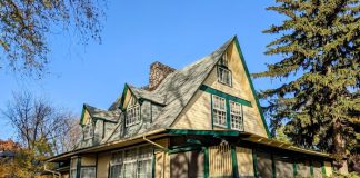Crain’s Chicago Business: Historian finds two early Frank Lloyd Wright houses have a sibling connection – Foster House
