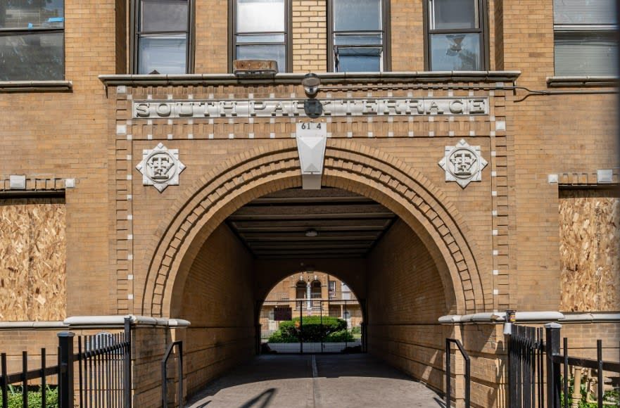 South Park Terrace Apartments, a 2026 Chicago 7 Most Endangered. South Park Terrace Apartments, 1905, Harry Hale Waterman, 6116-6134 South Dr. Martin Luther King Jr. Drive. Photo C